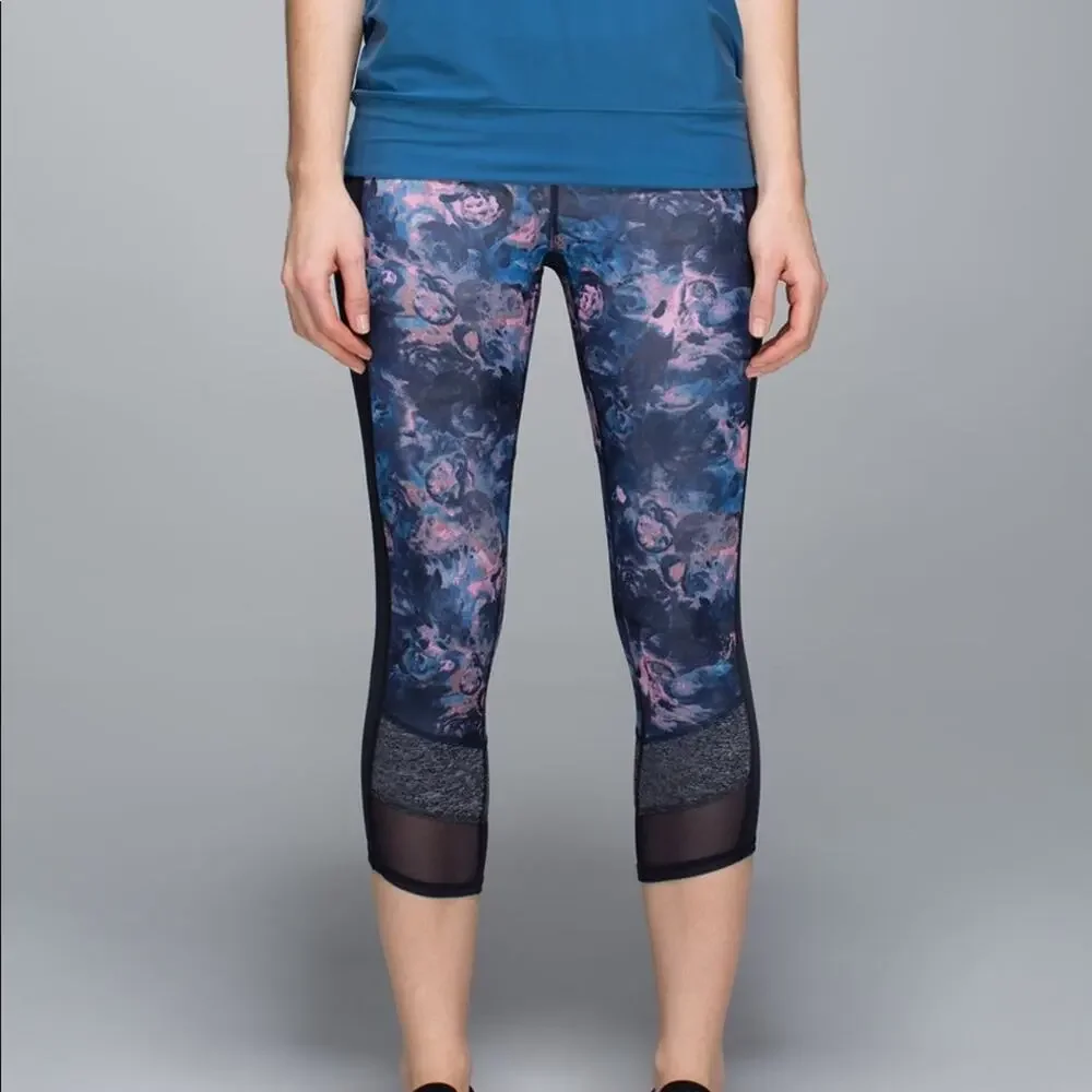 Lululemon If Youre Lucky Crop in Moody‎ Mirage Bark Berry.
